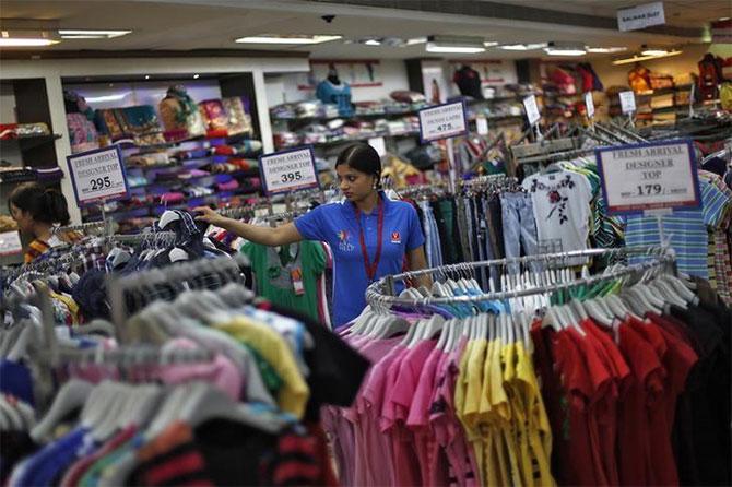 Big bazaar hot sale tops online