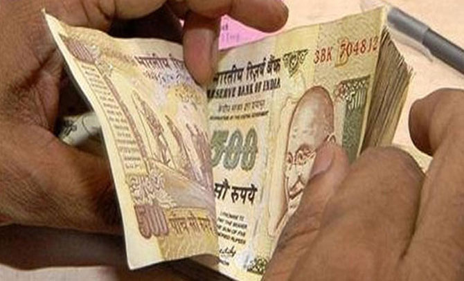 Rupee Plunges 26 Paise Against US Dollar