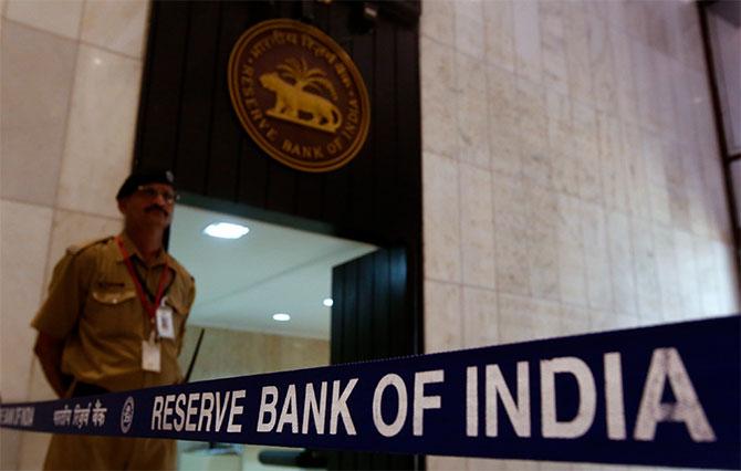 RBI bans auditors Haribhakti and Co for 2 years