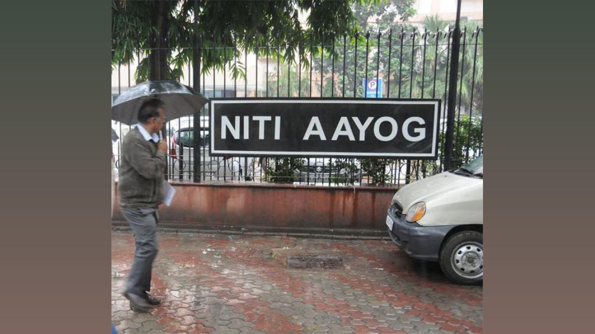 Govt to Tweak MedTech & Pharma Regulations: Niti Aayog