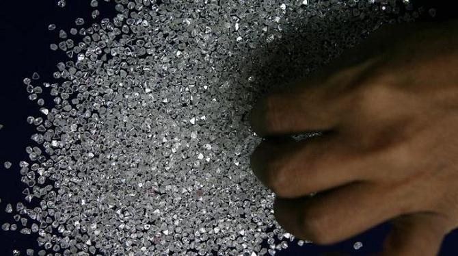 Diamond Industry Crisis: Suicide Helpline Sees 1,600 Calls in Surat