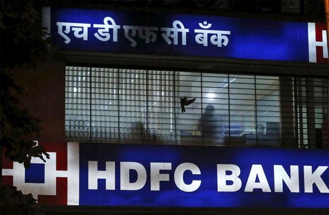 HDFC Bank joins the big boys in $100 bn m-cap club