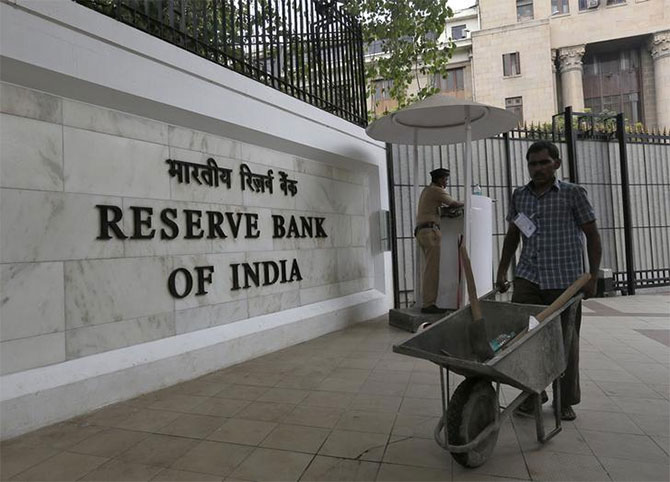 RBI Deputy Governor Michael Patra Gets 1-Year Extension