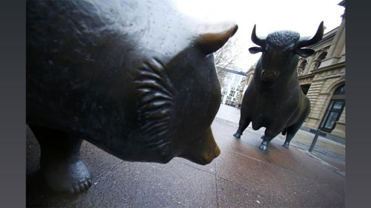 Metal Stocks Decline: Hindustan Copper Drops 4%