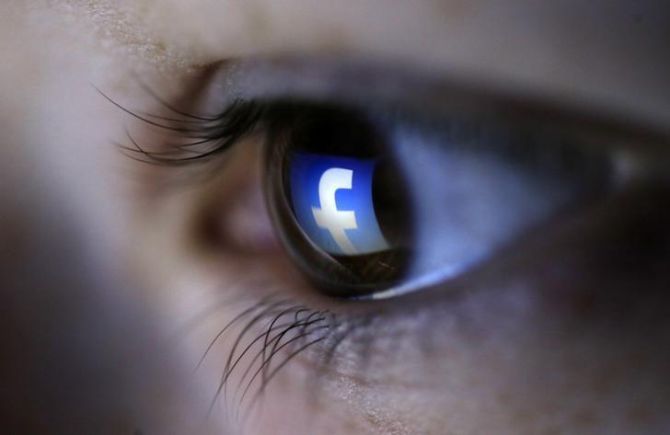 EU Investigates Facebook & Instagram Over Child Protection