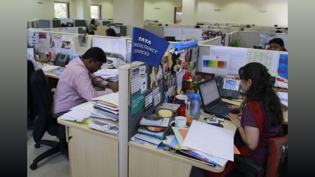 TCS Q2 Net Up; Headcount Drops 20K