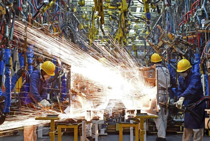 Manufacturing, capital & consumer goods push IIP growth to 7.5% ...