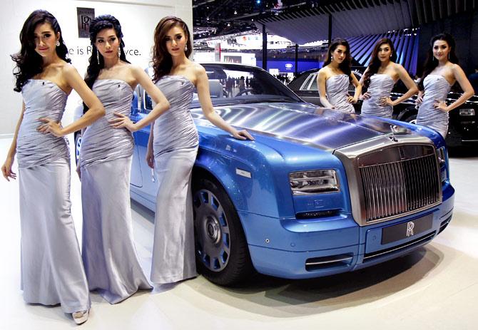 This Indian billionaire bought 5 new Rolls Royce Cullinans worth Rs 35  crore for Diwali  GQ India