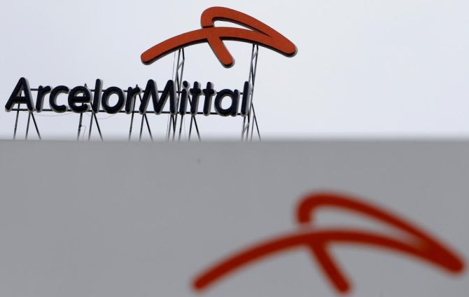 ArcelorMittal Posts USD 2.966 Billion Net Loss in December Quarter