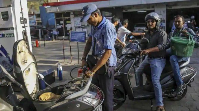 Govt Rules Out Excise Duty Cut On Petrol, Diesel - Rediff.com Business