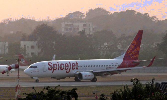 SpiceJet, Busy Bee, Sky One Bid for Grounded Go First