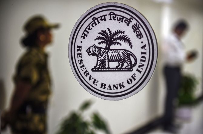 RBI issues more sops to contain coronavirus fallout
