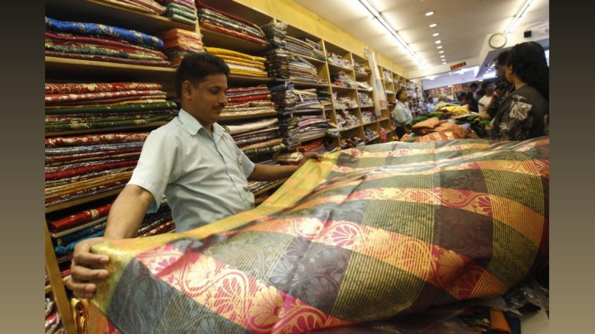 Textile Sector to Create 6 Cr Jobs by 2030: Giriraj Singh
