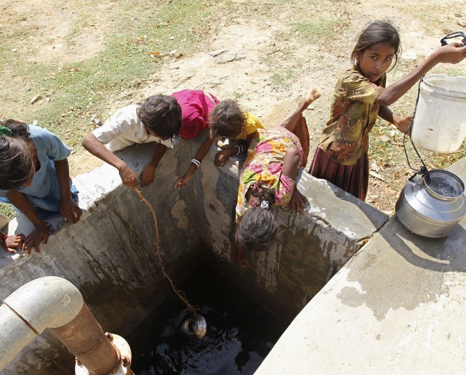 6 children die after mother throws them into well in Maharashtra - Rediff.com