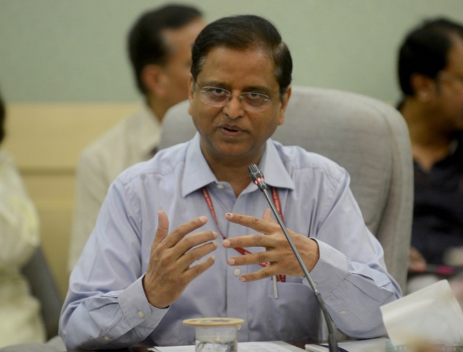 Garg leaves without signing off on Jalan panel report