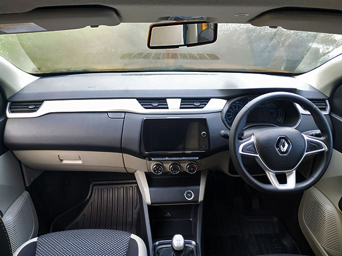 renault Triber interiors