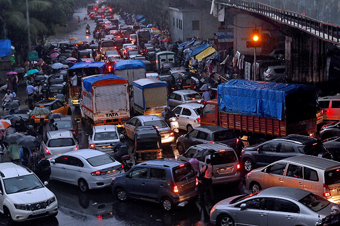 Mumbai, Delhi see decline in traffic congestion