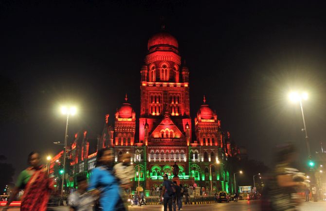 why is mumbai an alpha global city