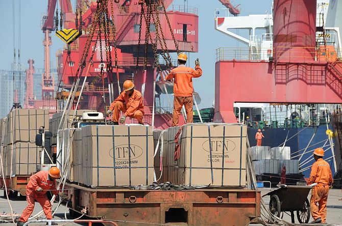 China Exports Rise in November: First Gain in 7 Months