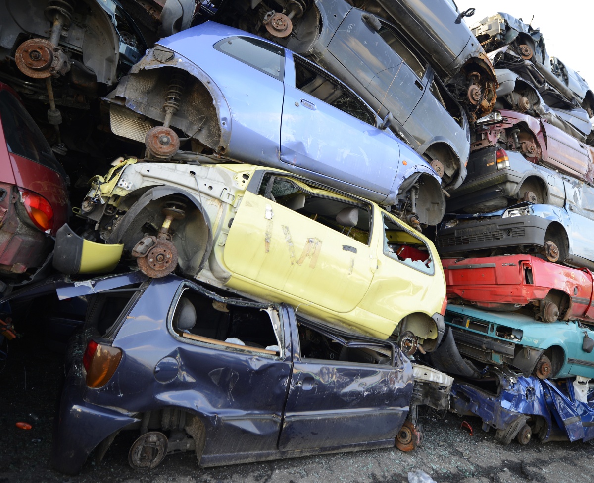 India Needs 1,000 Vehicle Scrapping Centers: Gadkari