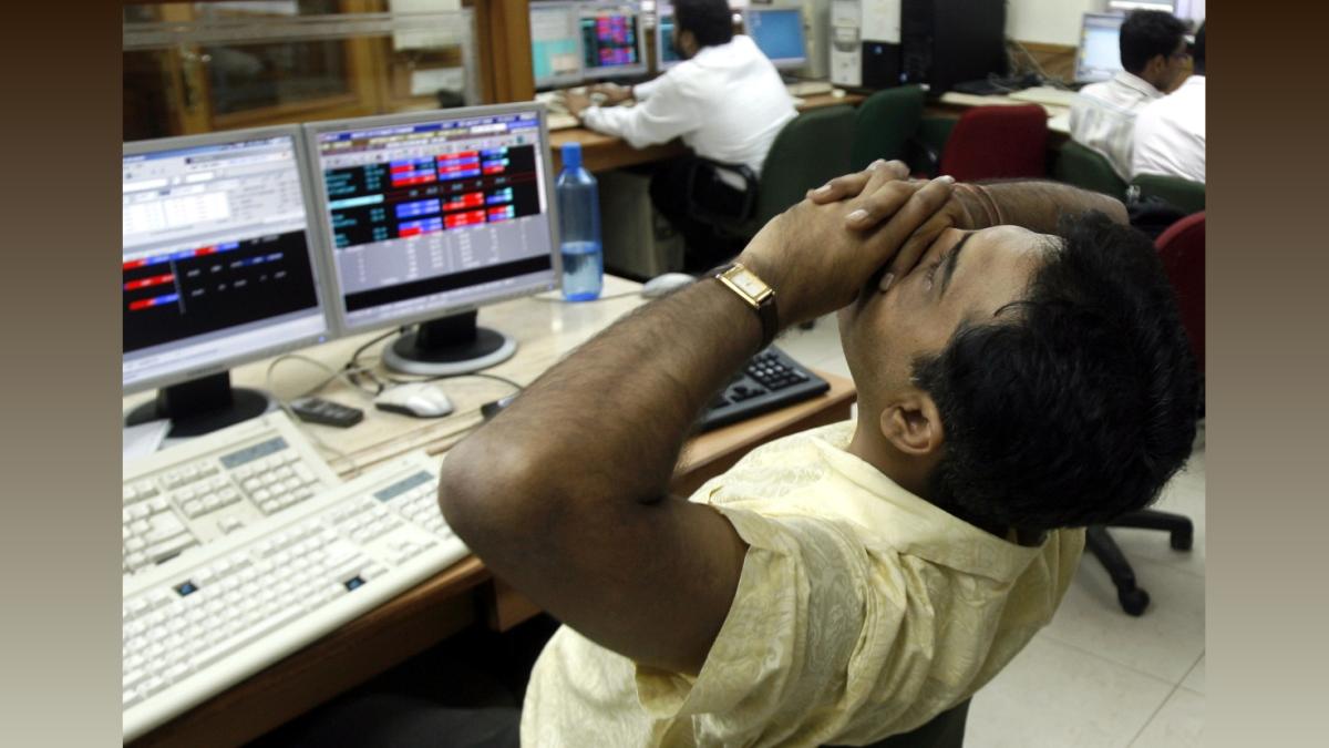 Sensex Drops 220 Points: Stock Market Falls for 3rd Day