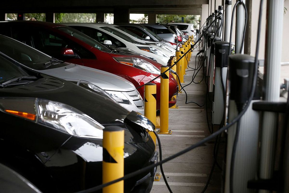 Tata Power & IOCL Partner to Install 500+ EV Charging Points