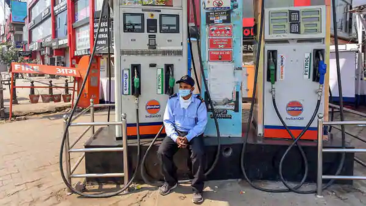Maharashtra Budget: Petrol, Diesel Cheaper in Mumbai