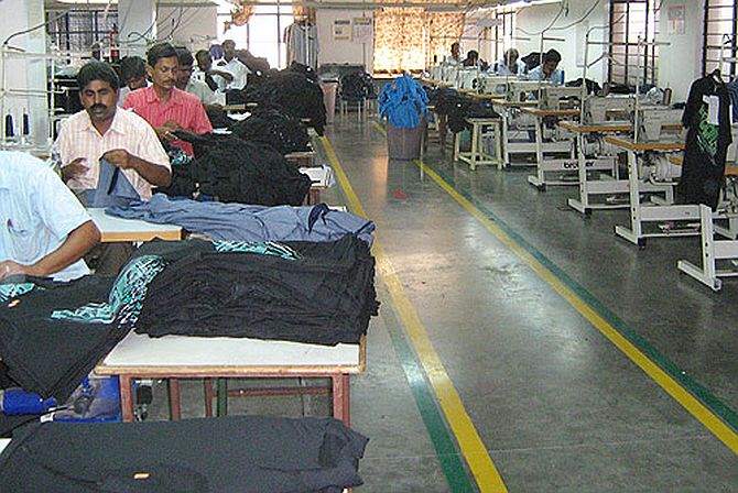 Tamil Nadu Garment Exports to Grow 8-10% in FY25: Crisil