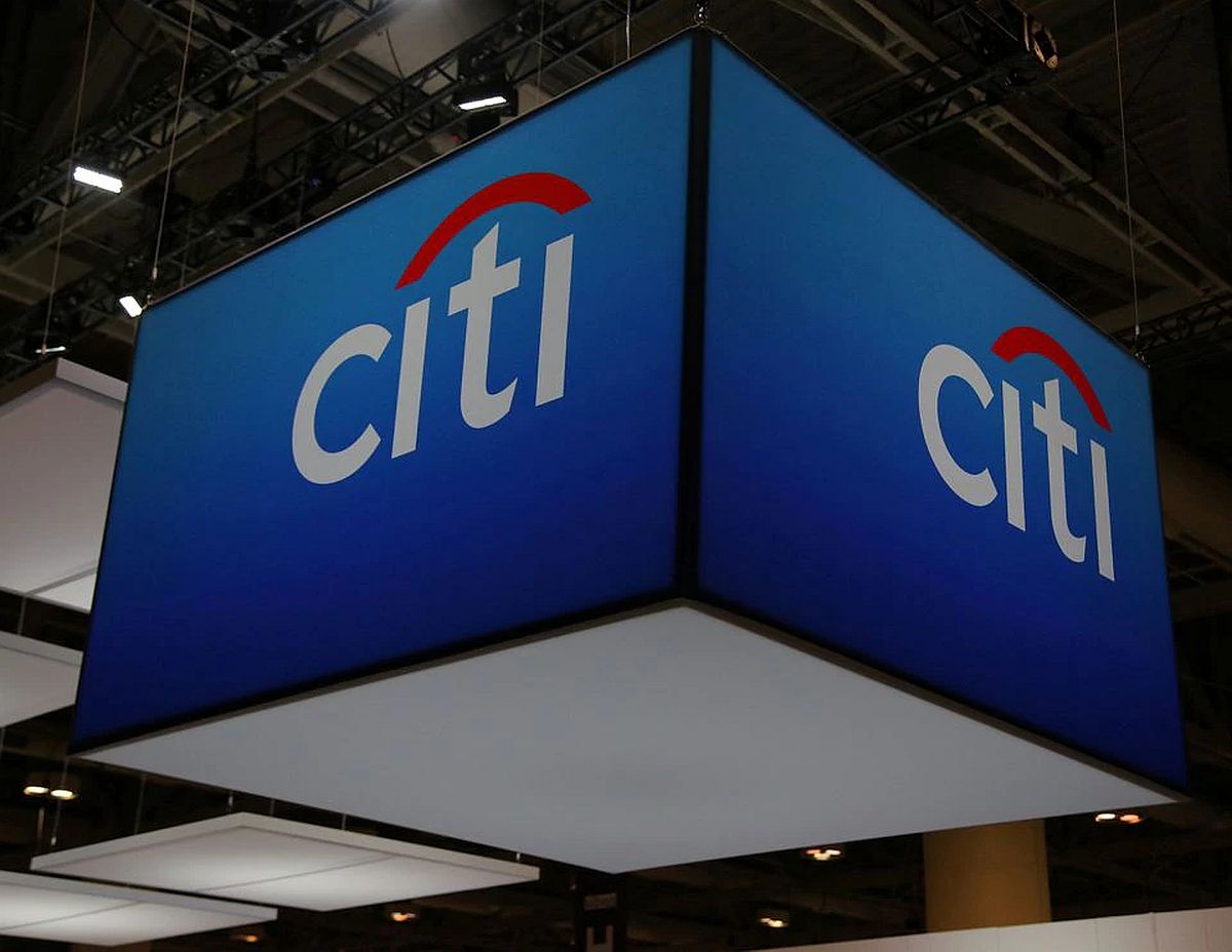 Citi credit card business losing steam in India - Rediff.com Business