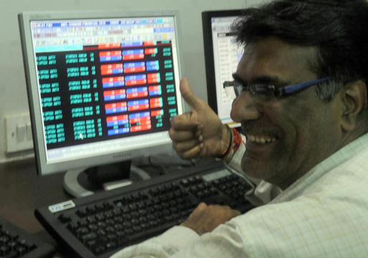 India's m-cap hits new record high of Rs 280.5 trn