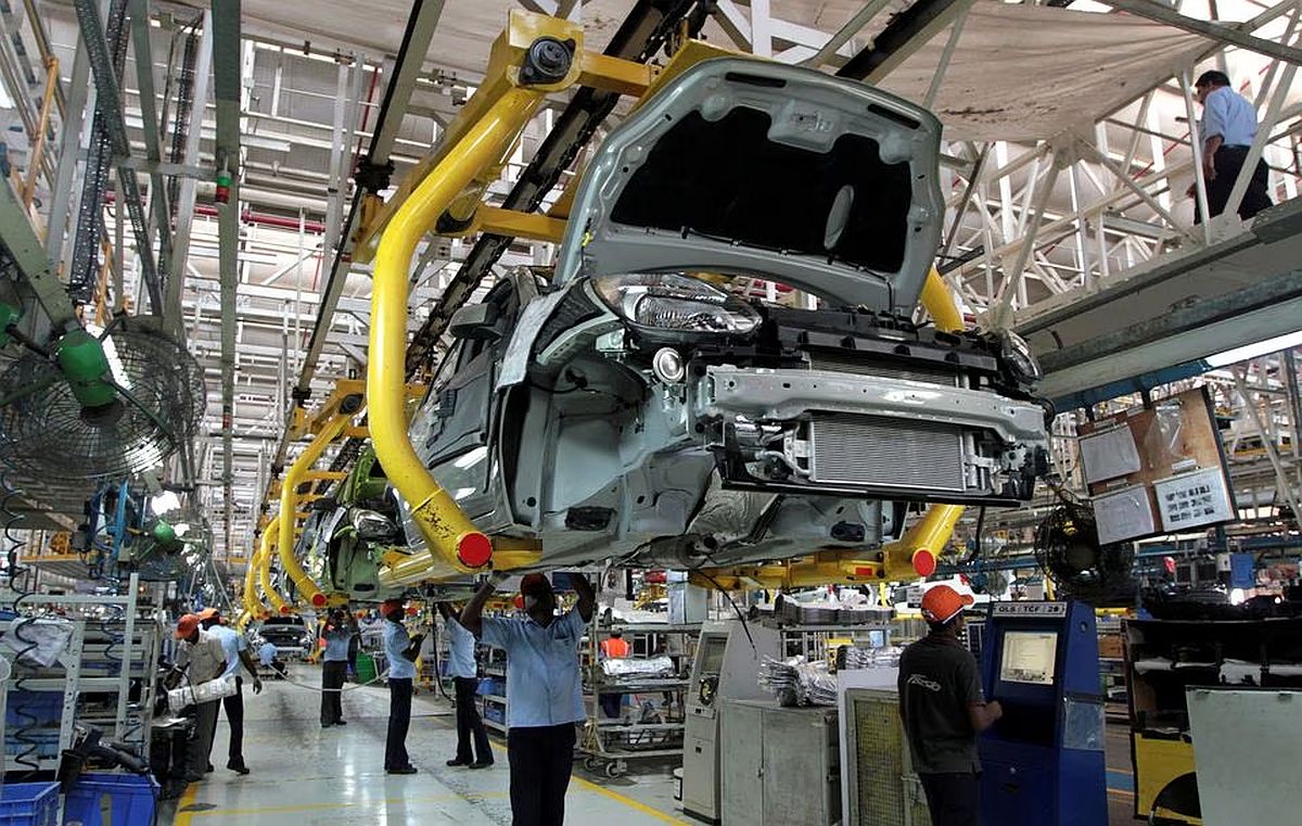 Maruti, Hyundai, Tata Sales Surge in Feb on SUV Demand