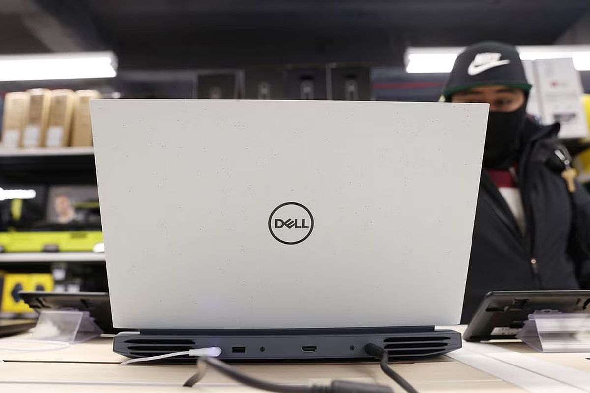 India Approves Laptop Imports: Apple, Dell, Lenovo Get Green Light