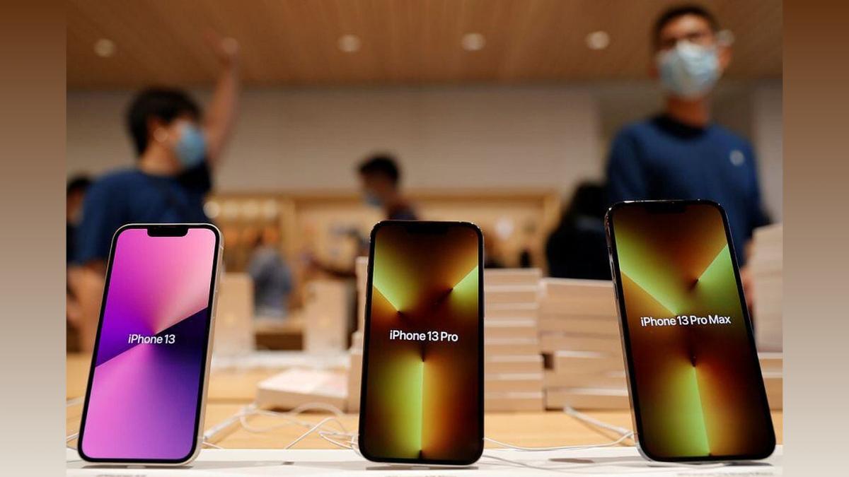 Apple Seeks Exemption for Old iPhones from Uniform Charging Port Rule