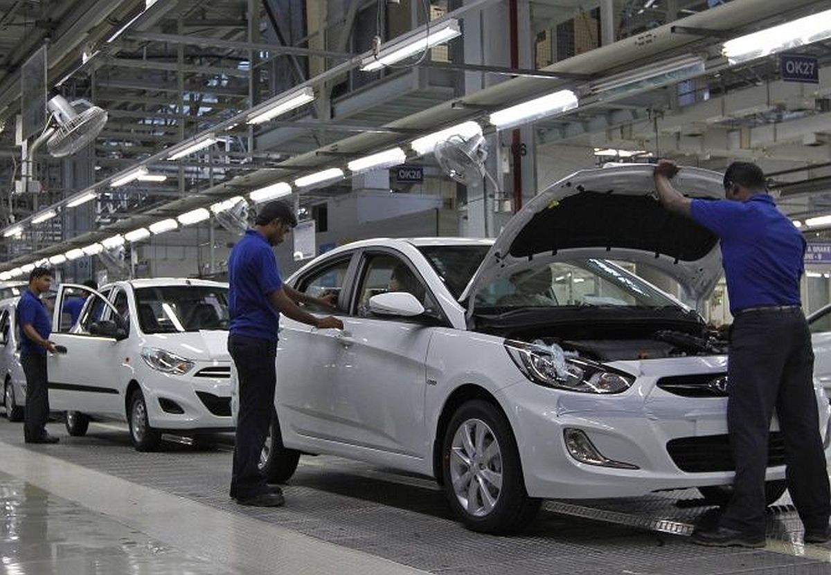 Passenger vehicle sales up 4% in May