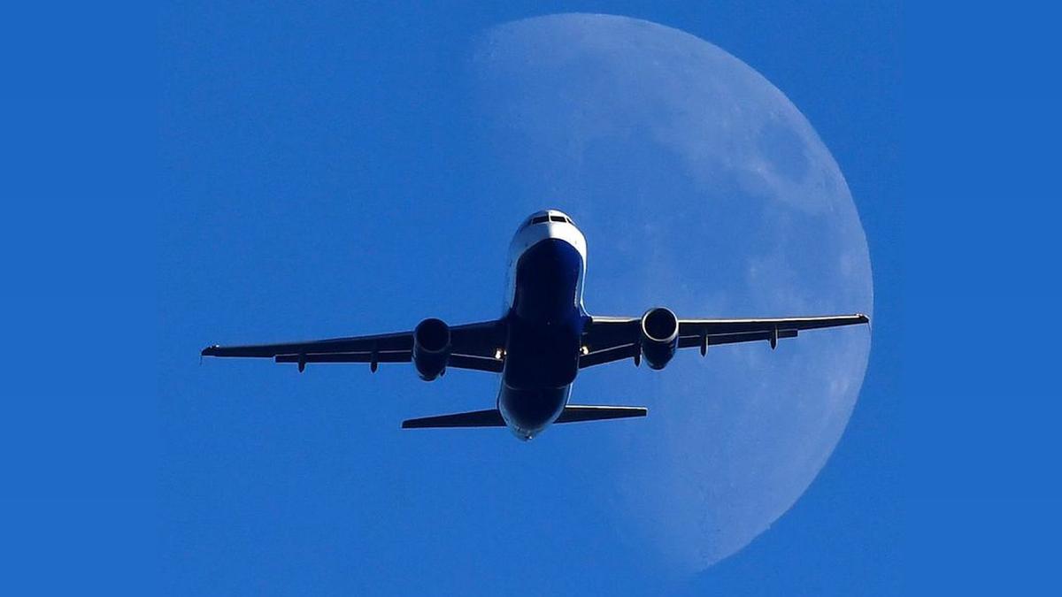 IndiGo Parent InterGlobe Aviation Shares Surge on Q3 Earnings