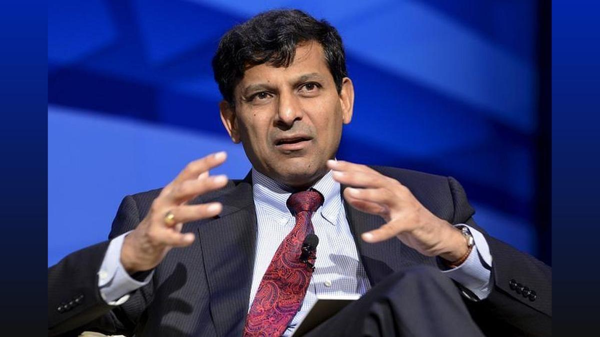 India's Growth Rate & Economic Outlook: Raghuram Rajan on Lower Middle Income