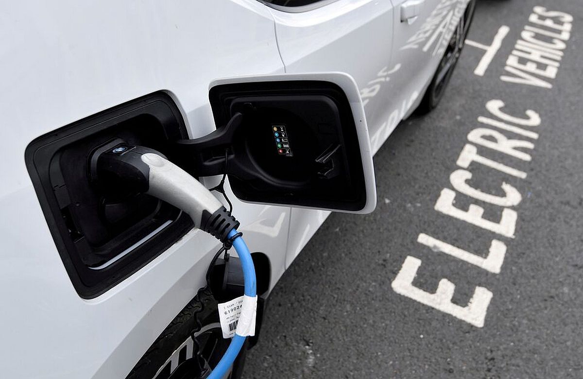 Mid-Sized Cities to Lead EV Growth in India: Report