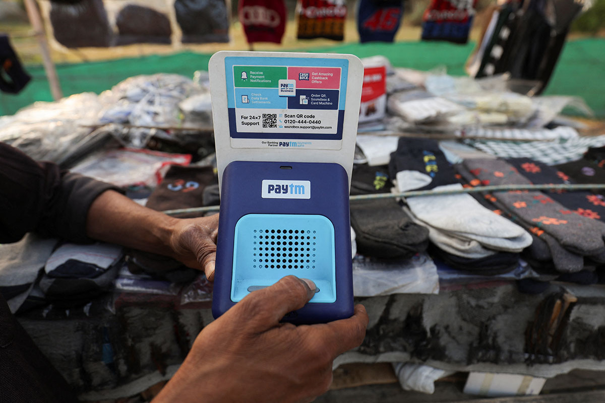 Paytm Shares Surge on RBI's Move to Migrate Customers