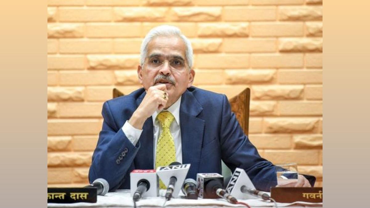 RBI Guv Urges Banks to Boost Women's Employment &amp; Entrepreneurship