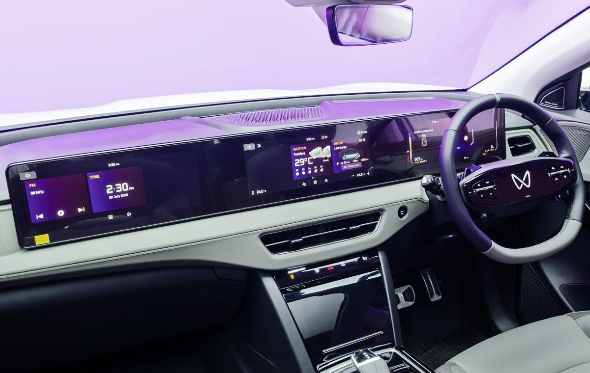 XEV 9e Pack 2 interiors