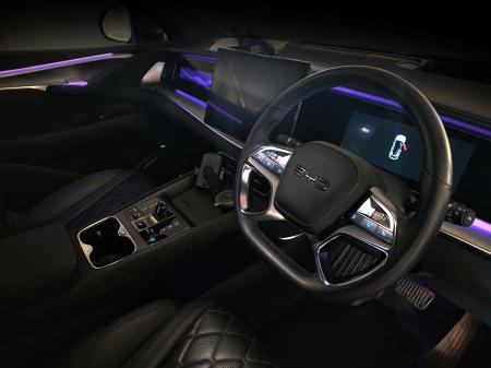 BYD Sealion interiors