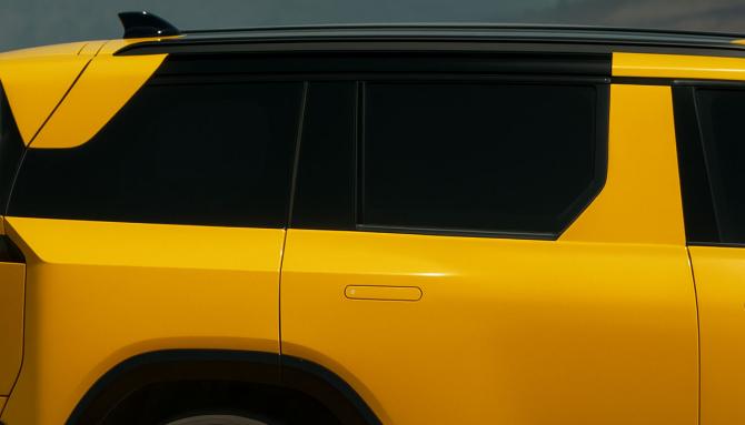 The Wrap over glass of the Tata Sierra