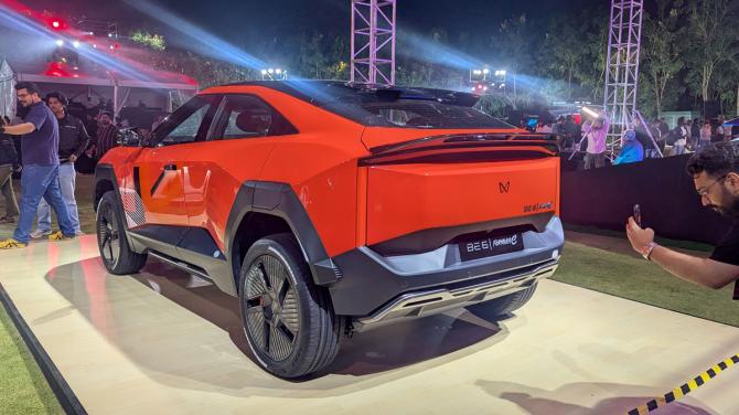 The rear of the BE 6 Formula E Edition