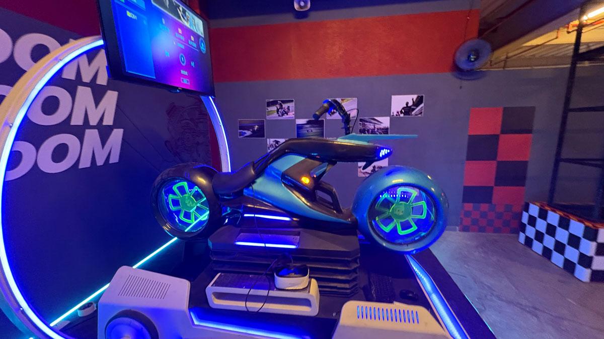 Enter a futuristic Virtual world while riding the simulator bike