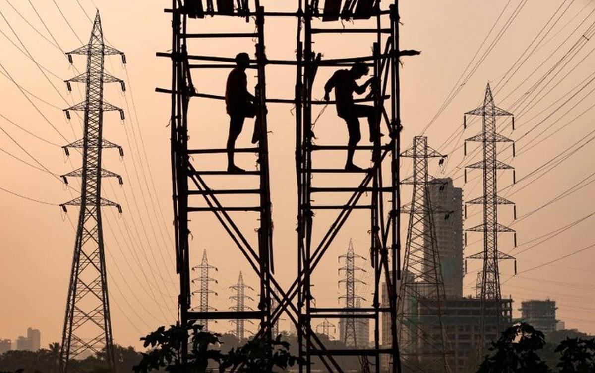 Adani Power Q2 net profit falls 12% to Rs 2,906 cr Adani Power Q2 net profit falls 12% to Rs 2,906 cr