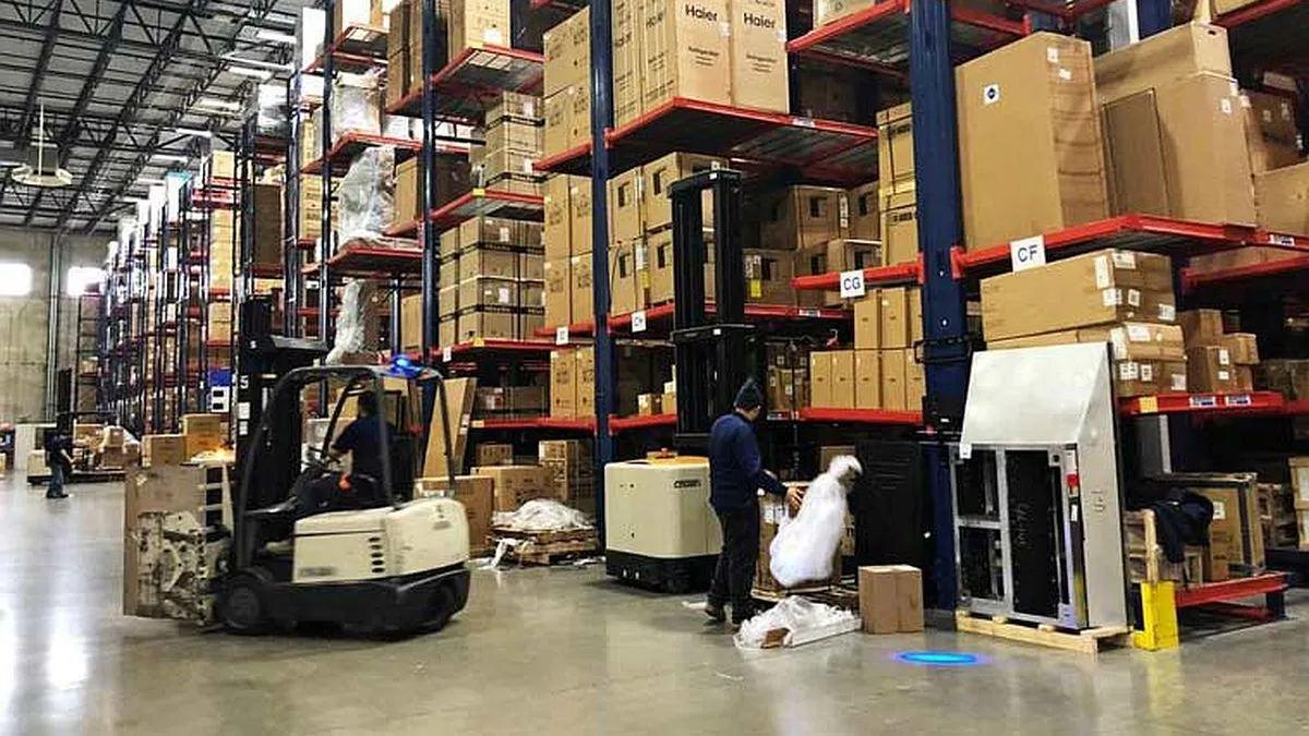 Flipkart, Amazon Stack Up Space For Festival Rush