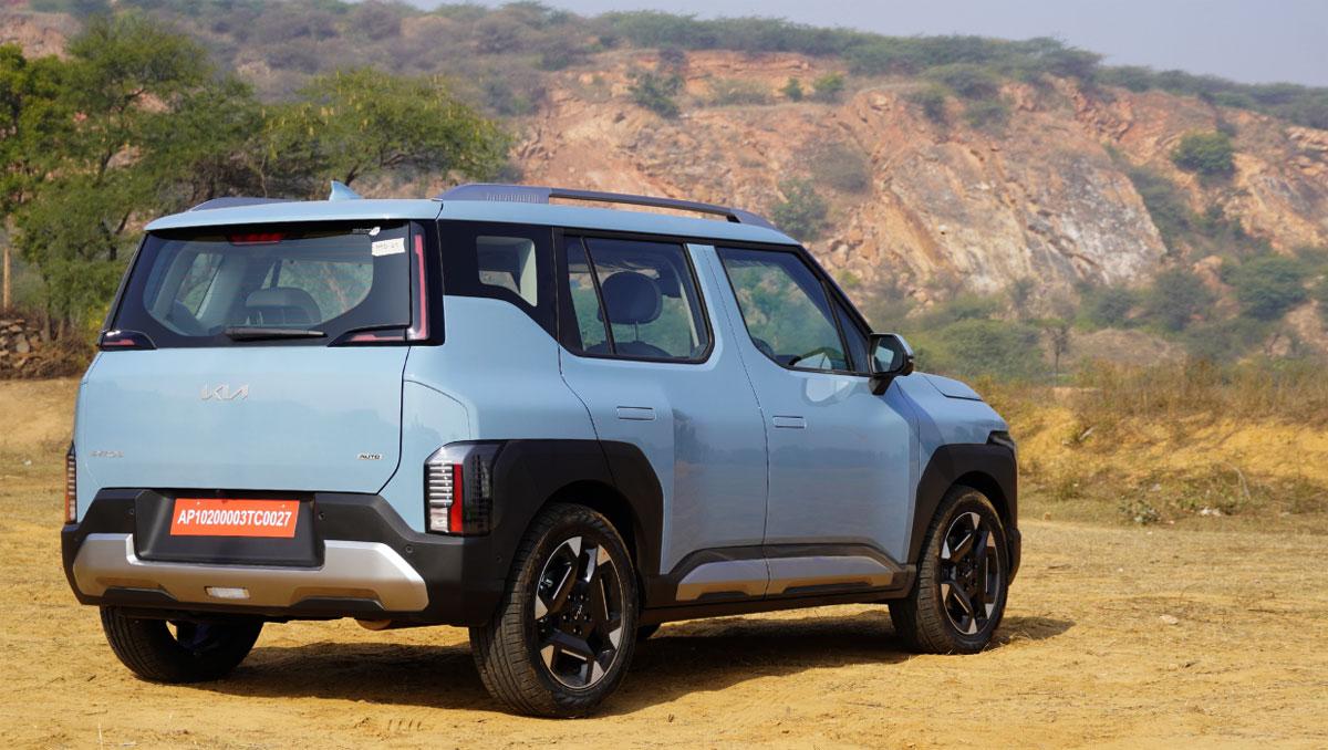 Kia Syros rear