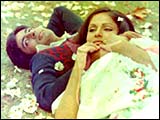 Amitabh Bachchan and Raakhee in Kabhi Kabhie