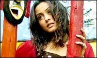 Namrata Shirodkar in Charas