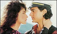 Pooja Bhatt and Aamir Khan in DHKMN